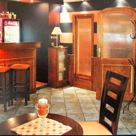 Merida Otel Yukarı Cuma