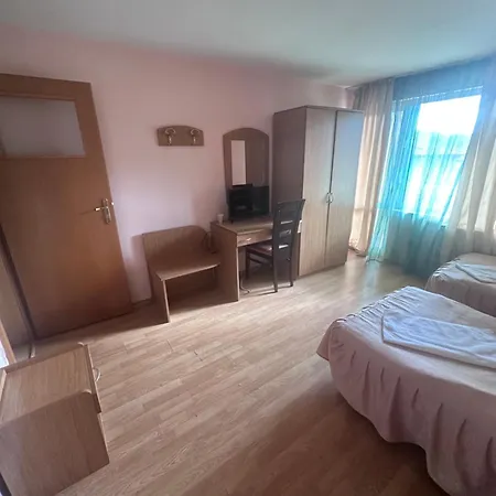 Hotel Merida 3*