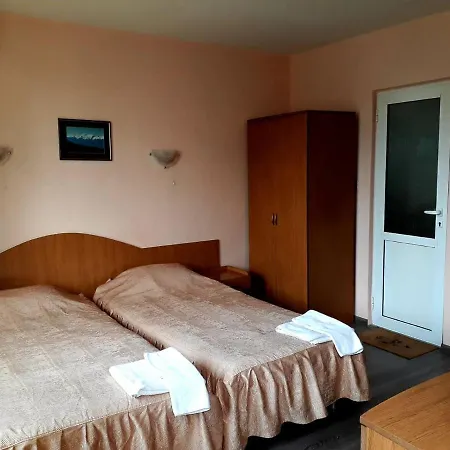 Merida Hotel 3*